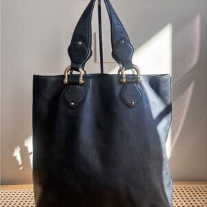 Gucci Creole black Leather tote with iconic horsebit, gold hardware